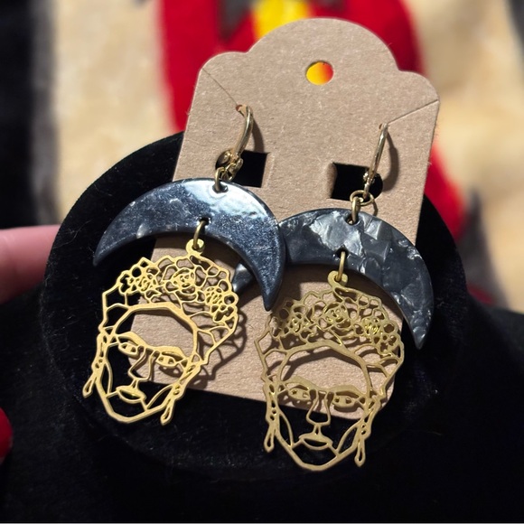 Frida Kahlo Diecut Earrings with Black Resin Crescent Moon Accent - Gold Closure - Picture 3 of 10